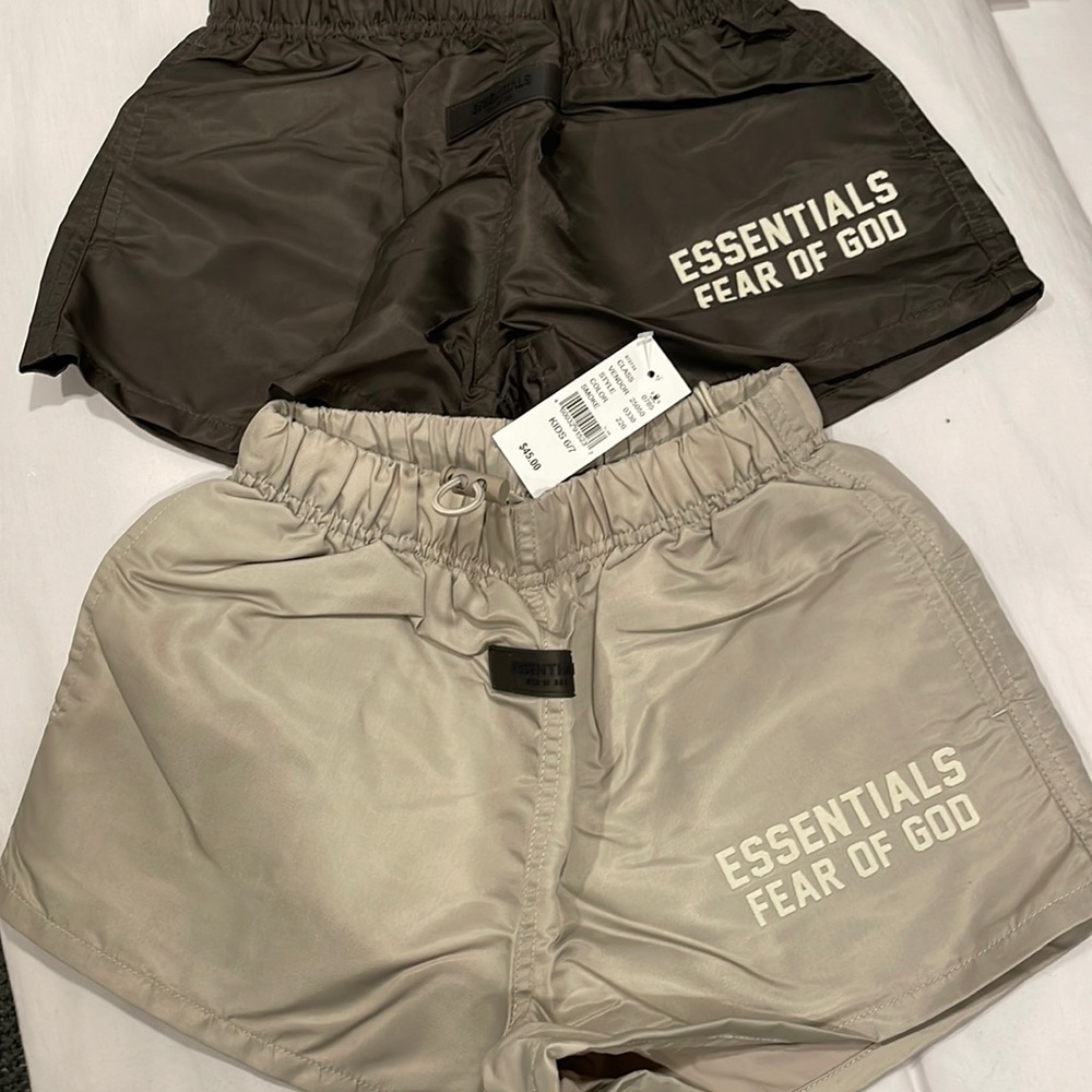 Essentials boys fear of GOD shorts